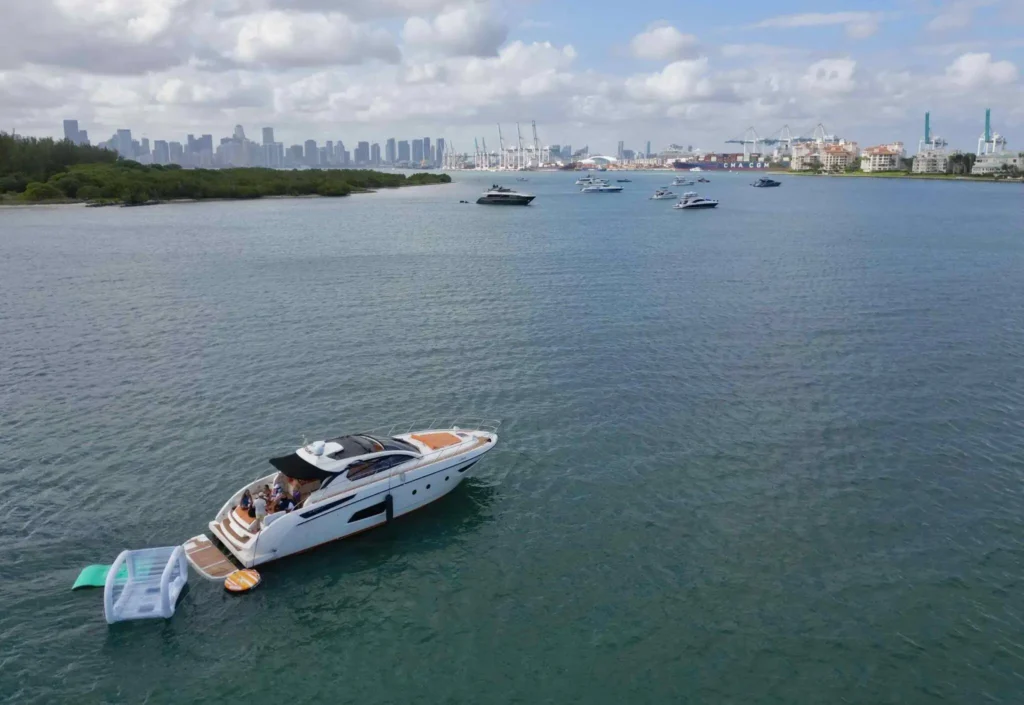 %Miami Yacht Rentals%