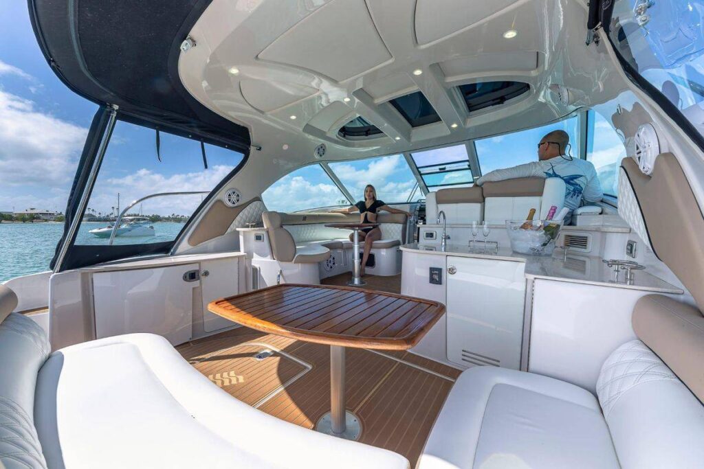 %Miami Yacht Rentals%