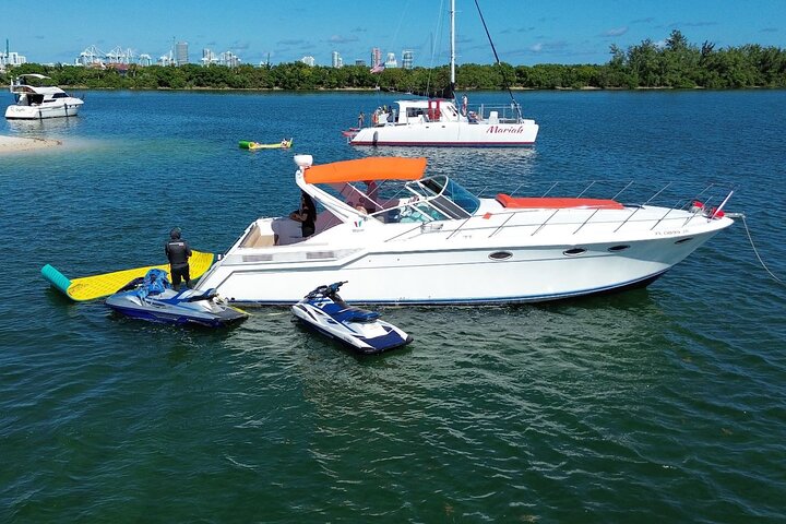 %Miami Yacht Rentals%