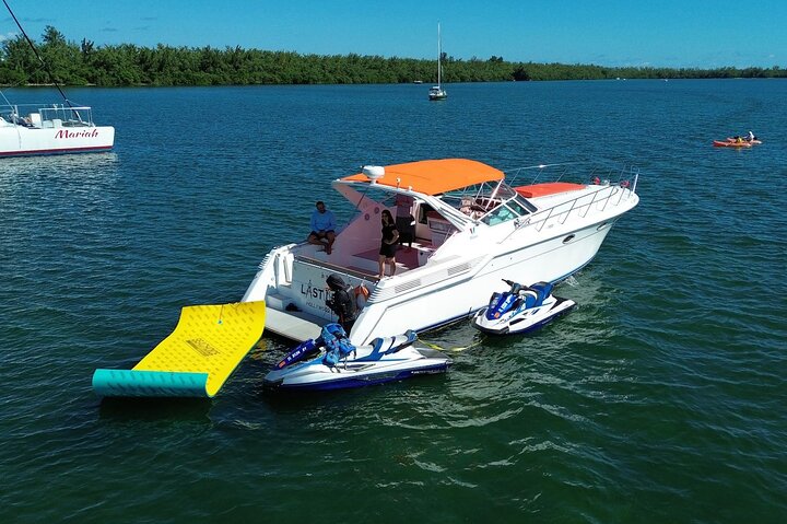 %Miami Yacht Rentals%