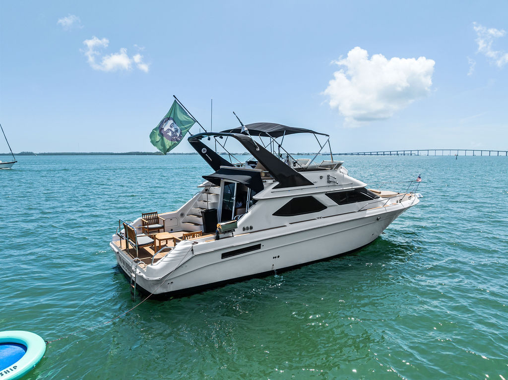 %Miami Yacht Rentals%