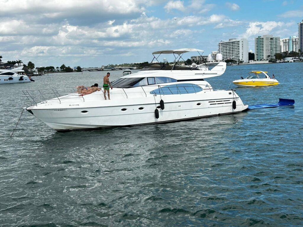 %Miami Yacht Rentals%
