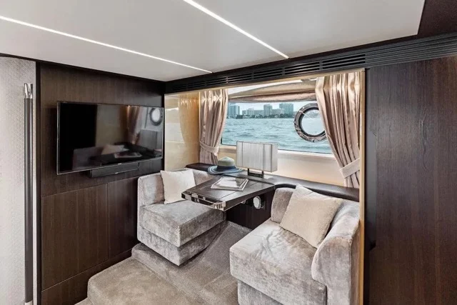 %Miami Yacht Rentals%