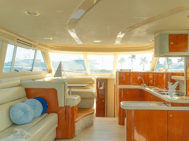 %Miami Yacht Rentals%