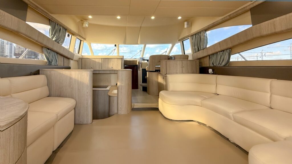 %Miami Yacht Rentals%