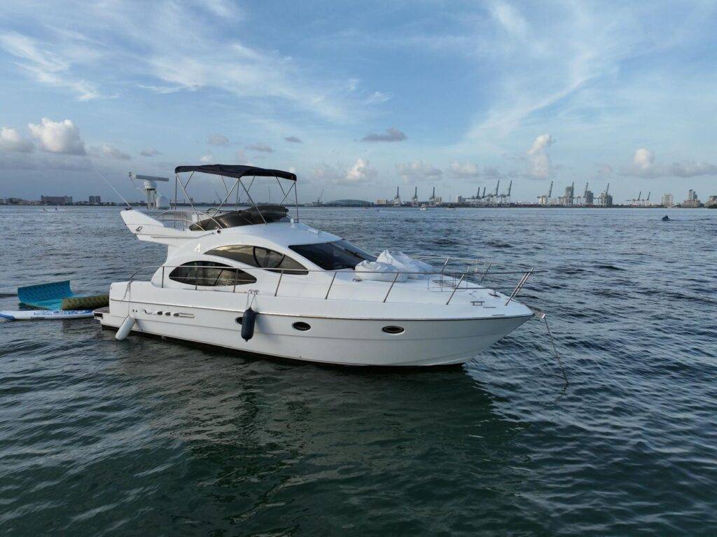 %Miami Yacht Rentals%